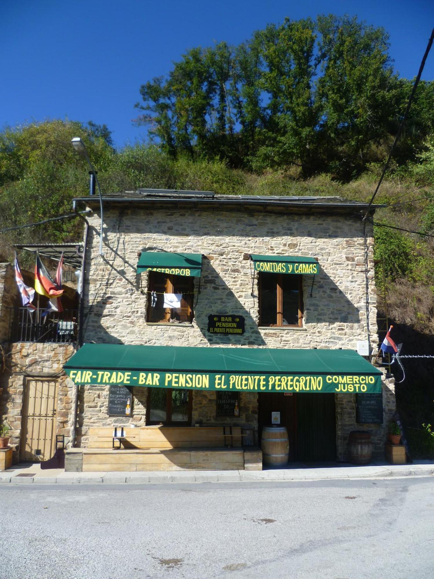 El Puente Peregrino Guest House Trabadelo Luaran gambar